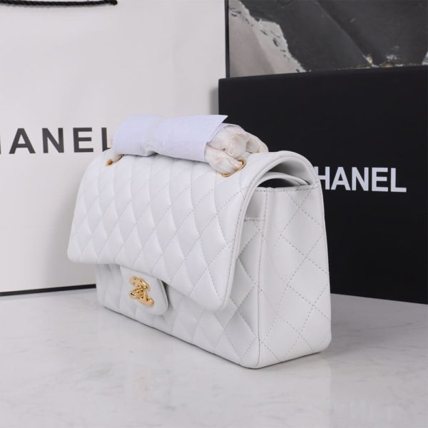 Ch*el classic flap medium